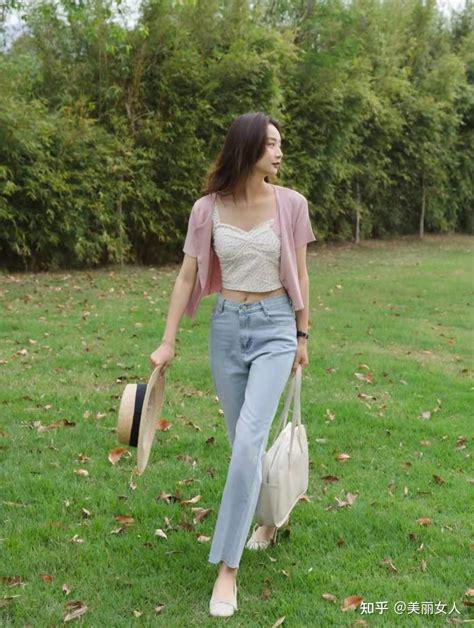 生的穿搭秘诀与风格推荐！凯发k8网站不同年龄段女(图5)