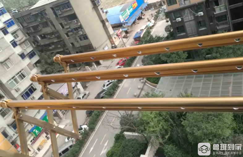 的好阳台外晾衣架哪种好阳台外晾衣架用什么材料(图2)